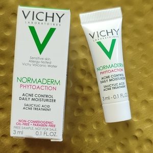 NWT VICHY normaderm phytoaction Acne control 3 mL